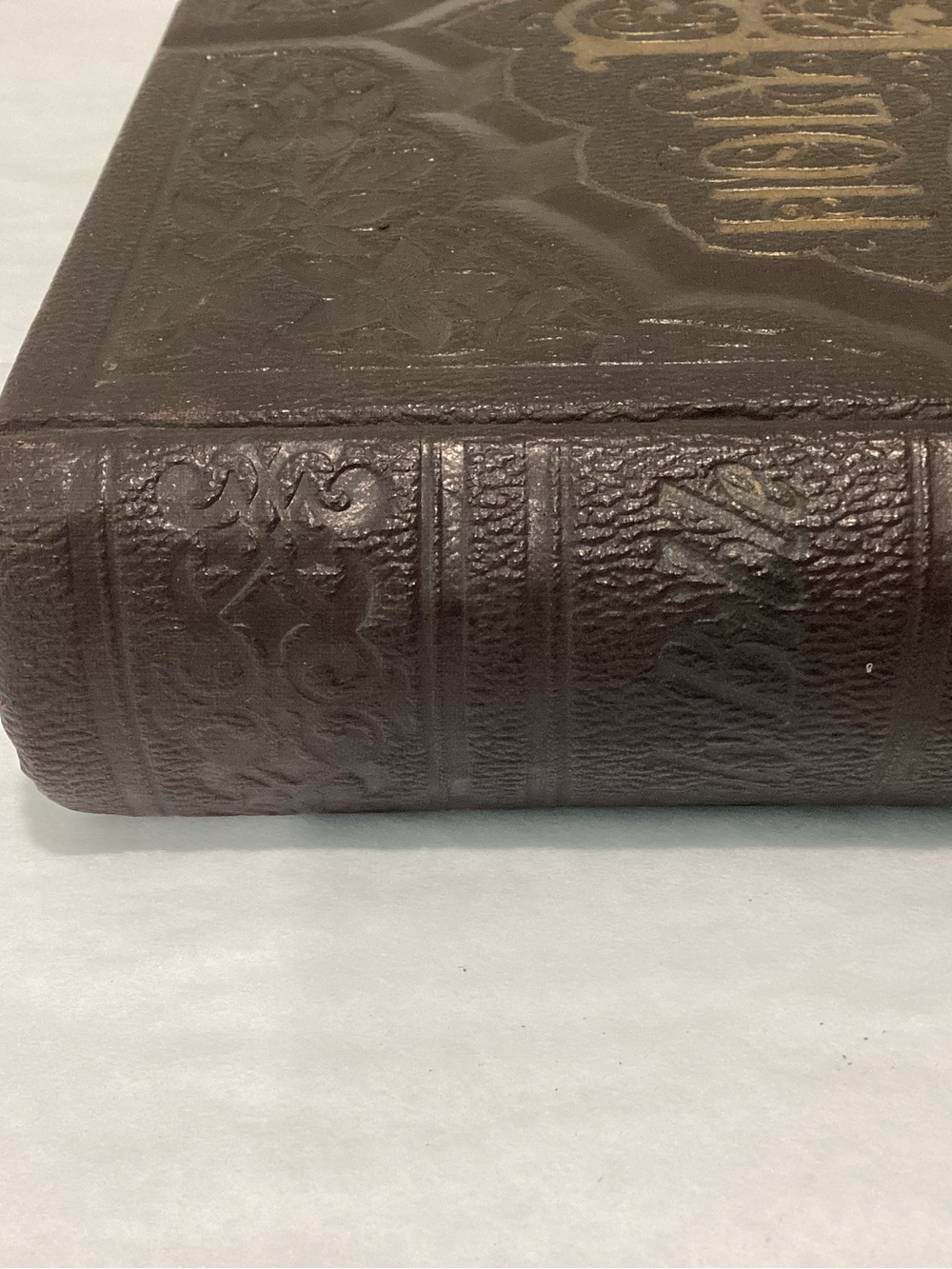 Antique 1903 Holy Family Bible, A.J. Holman & Co. Victorian Ornate - Picture 5 of 12